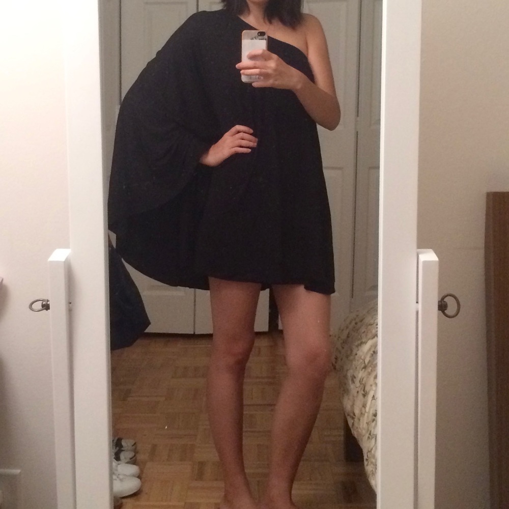 Black mini dress good for night out SIZE S